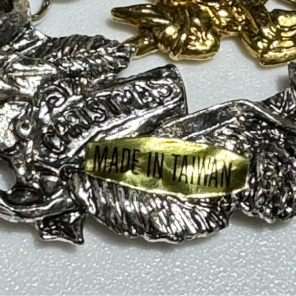 ARTHUR COURT Christmas Ornament Rabbit Wreath With Toboggan Rare 1992 NEW - Picture 9 of 12